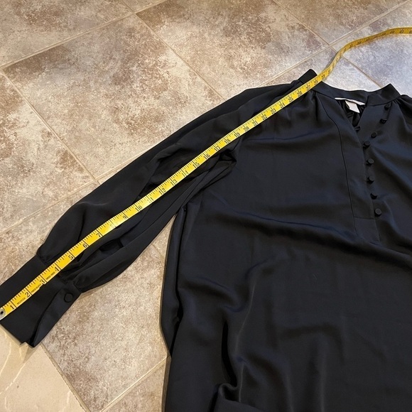 H&M Long Sleeve Pullover V Neck Mini Sheath Dress Solid Black Buttons Small - Picture 4 of 9